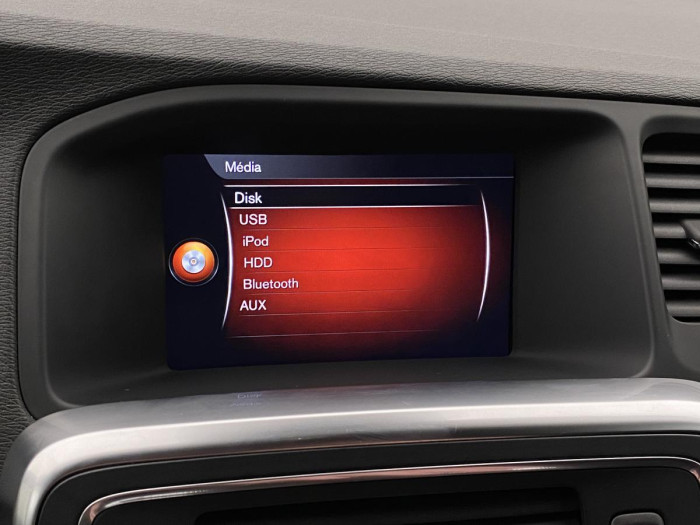 Volvo V60 CC D4 AWD SUMMUM AUT REZERVACE 2.4 d CC CC Summum