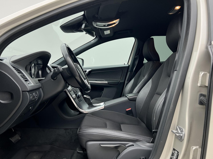 Volvo XC60 D4 AWD MOMENTUM AUT 2.4 d Momentum