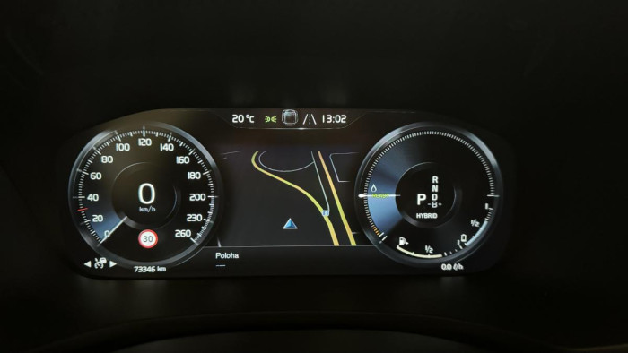 Volvo V60 T6 RECHARGE REZERVACE