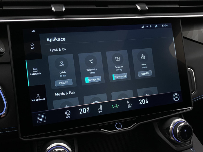 Lynk & Co 01 PHEV DCT AUT 1.maj