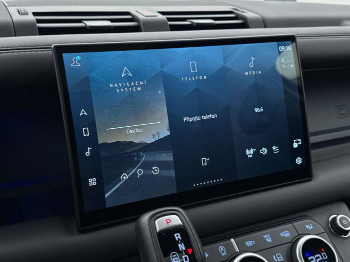 Land Rover Defender 110 P425 X-DYNAMIC HSE AWD CZ 5.0 Dynamic