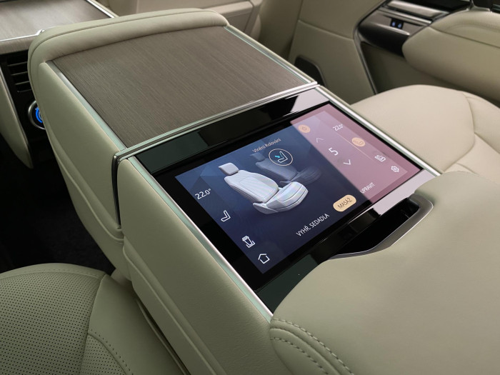 Land Rover Range Rover D350 AUTOBIOGRAPHY LWB 3.0 d