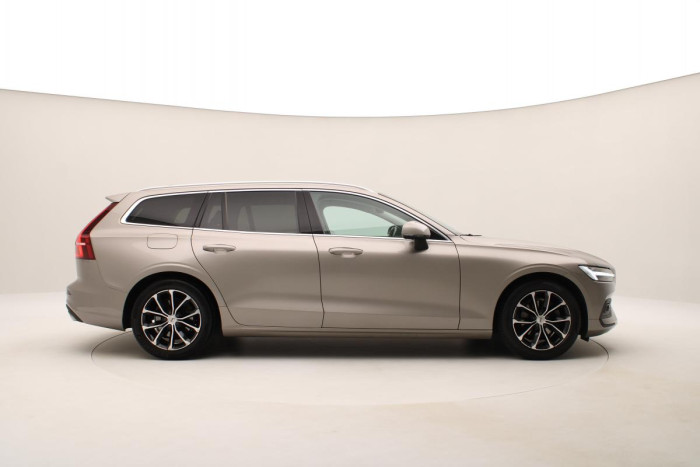 Volvo V60 D3 MOMENTUM AUT 1.maj 2.0 d Momentum