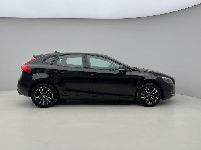 Volvo V40 D3 MOMENTUM CZ 2.0 d Momentum