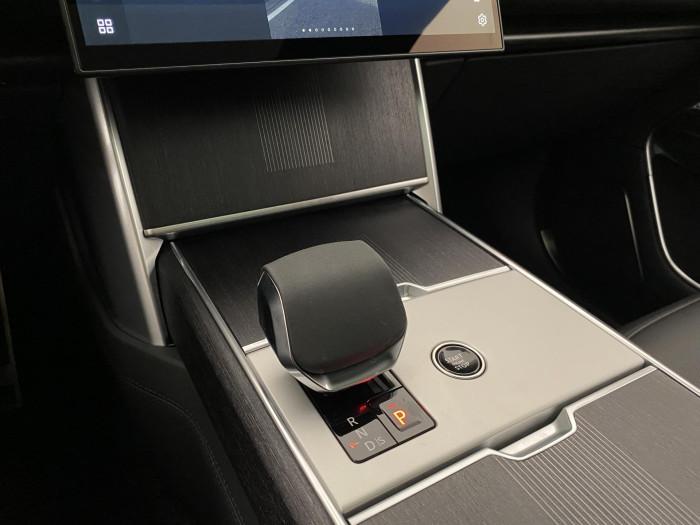 Land Rover Range Rover P530 AUTOBIOGRAPHY REZERVACE