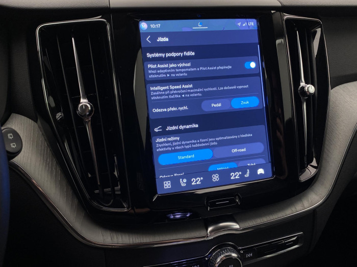 Volvo XC60 B5 AWD DARK PLUS AUT