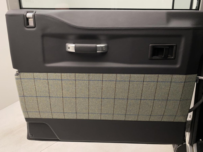 Land Rover Defender WORKS V8 ISLAY EDITION 5.0 V8 Edition