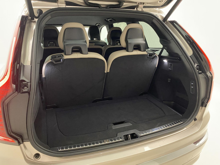 Volvo XC90 T8 AWD RECHARGE BRIGHT PLUS 7m
