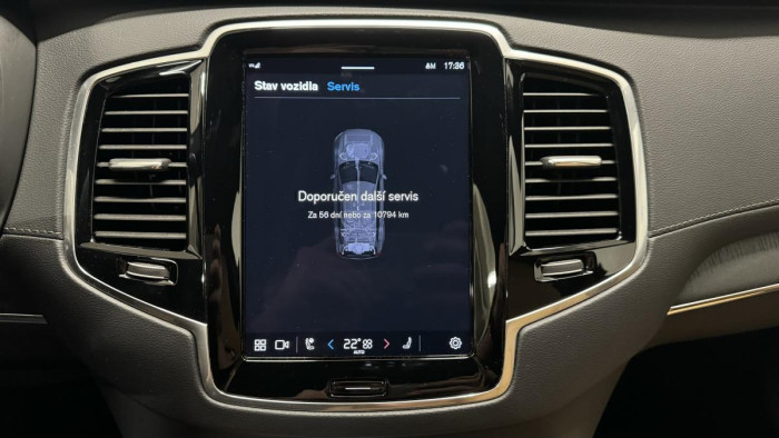 Volvo XC90 B5 AWD ULTIMATE REZERVACE