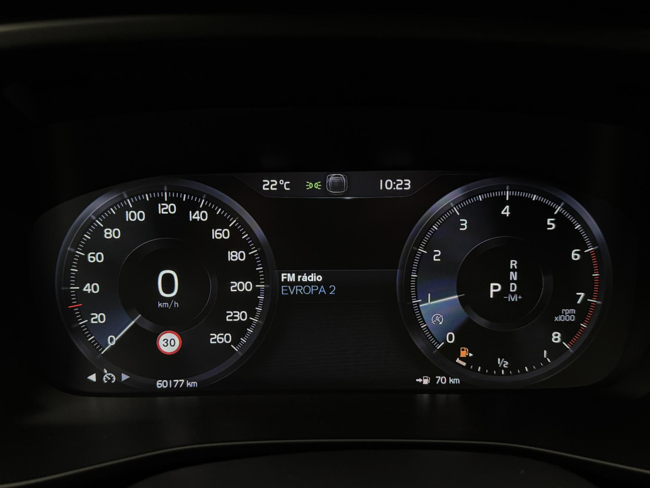 Volvo XC40 T2 MOMENTUM CORE CZ 1.5 Momentum