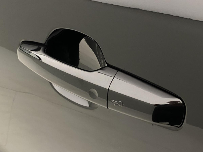 Jaguar F-Pace SVR 575 EDITION REZERVACE 5.0 Edition