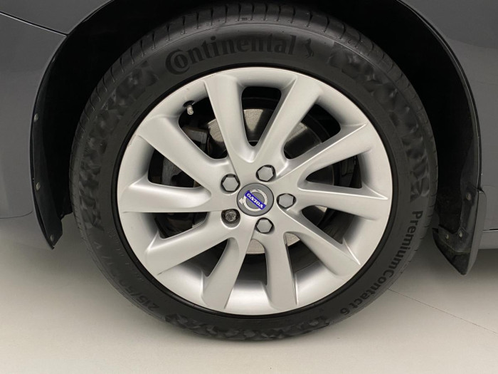 Volvo V60 D2 MOMENTUM NAVIGACE REZERVACE 1.6 d Momentum