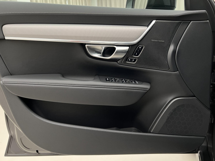 Volvo V90 CC B4 AWD PLUS AUT