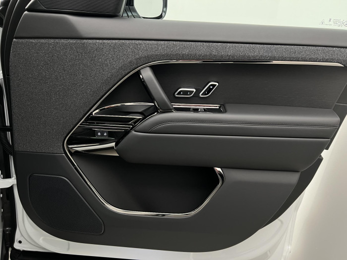 Land Rover Range Rover Sport D300 DYNAMIC SE AWD Aut 3.0 d Dynamic SE