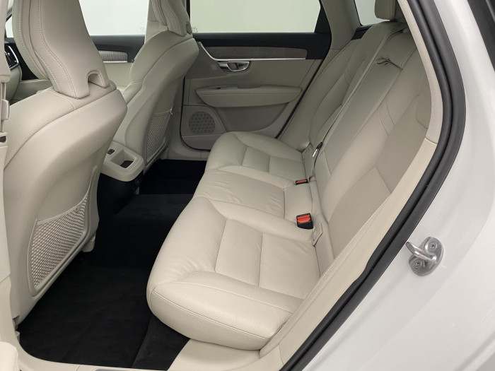 Volvo V90 B4 AWD CORE AUT CZ