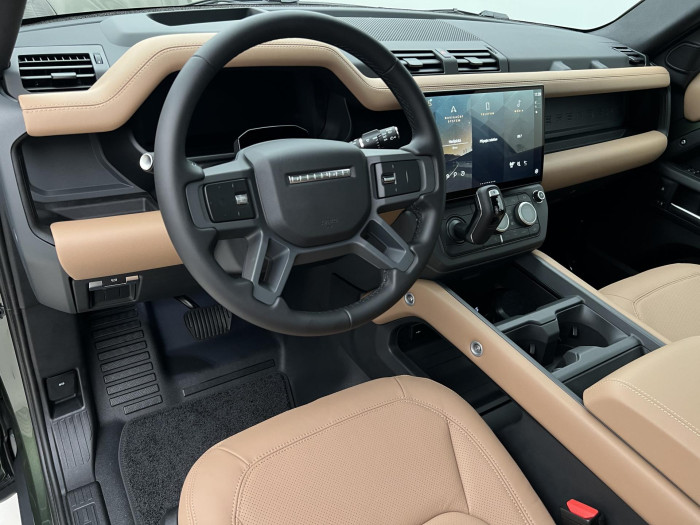 Land Rover Defender 110 D350 X-DYNAMIC HSE AWD AUT 3.0 d Dynamic