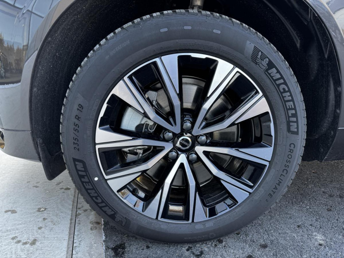Volvo XC60 B4 AUT DARK PLUS 2.0 Plus