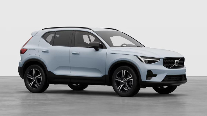 Volvo XC40 B3 AUT DARK PLUS
