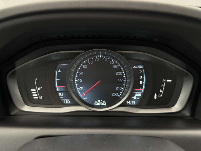 Volvo XC60 D4 MOMENTUM AUT CZ 2.4 d Momentum