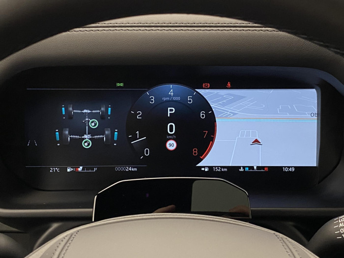 Land Rover Defender OCTA BLACK P635