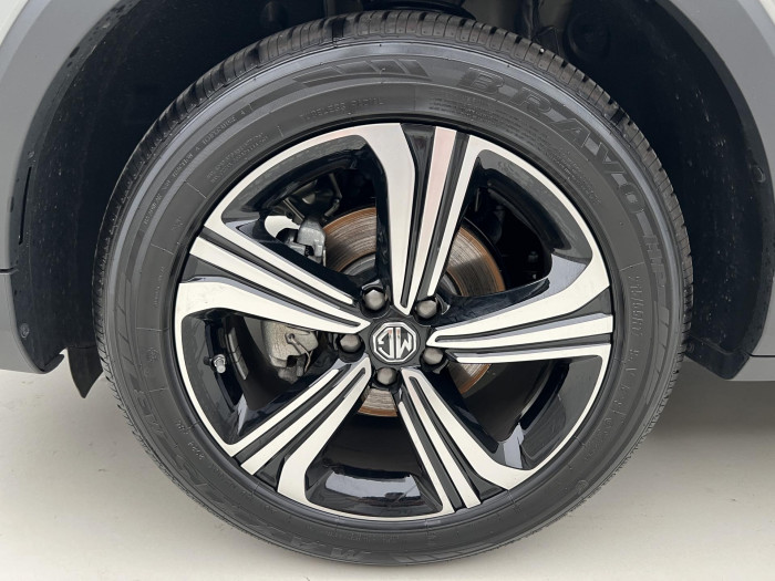 MG ZS 1.5 ESSENTIAL PLUS CZ 1.maj.