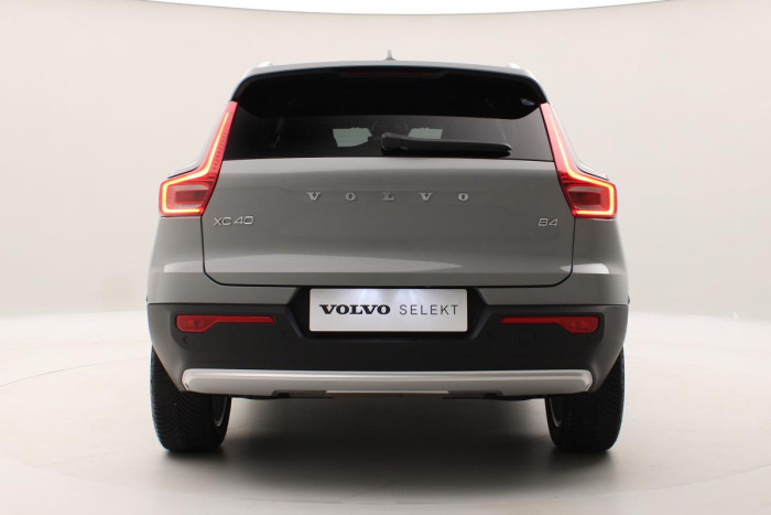 Volvo XC40 B4 PLUS CZ REZERVACE