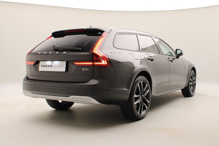 Volvo V90 CC B4 AWD ULTIMATE REZERVACE 2.0 CC CC