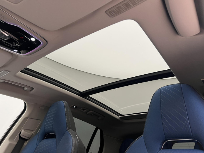 Lynk & Co 01 HEV DCT AUT