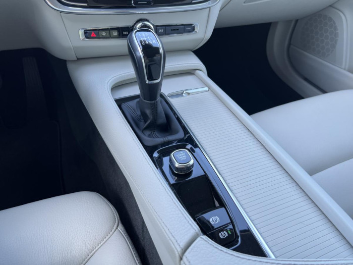 Volvo V90 D3 MOMENTUM 1.maj. 2.0 d Momentum