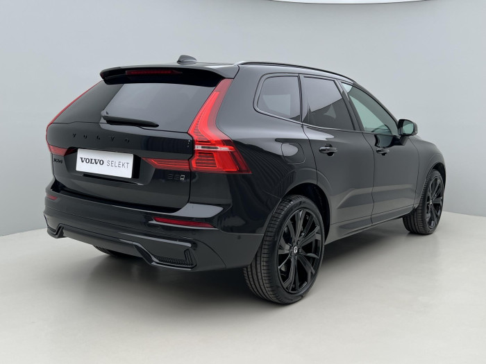 Volvo XC60 B5 AWD BLACK EDITION AUT 1.maj 2.0 Edition