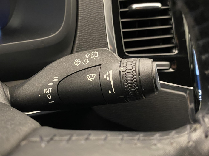 Volvo XC90 D5 AWD INSCRIPTION AUT CZ 2.0 d