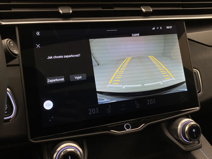 Lynk & Co 01 PHEV DCT AUT 1.maj. REZERVACE