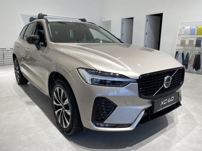 Volvo XC60 B4 AWD AUT DARK PLUS 2.0 Plus