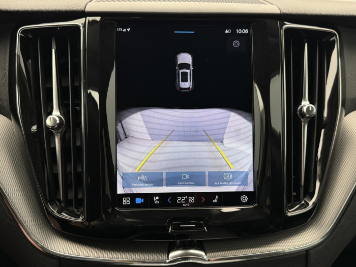 Volvo XC60 B4 AWD DARK PLUS AUT