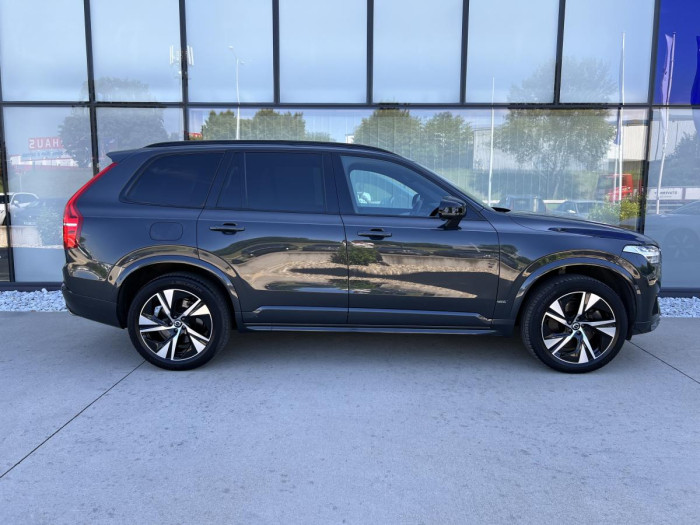 Volvo XC90 T8 AWD R-DESIGN 7MÍSTNÁ Aut