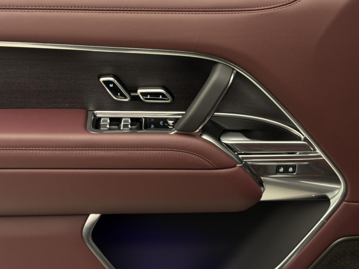 Land Rover Range Rover P530 AUTOBIOGRAPHY REZERVACE