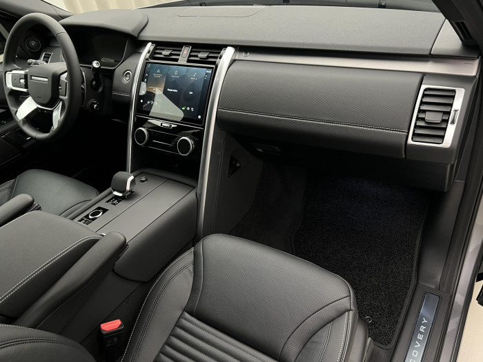 Land Rover Discovery D250 DYNAMIC SE AWD Aut 3.0 d Dynamic SE