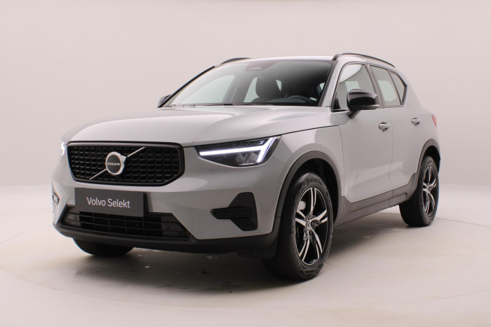 Volvo XC40 B3 DARK PLUS AUT CZ