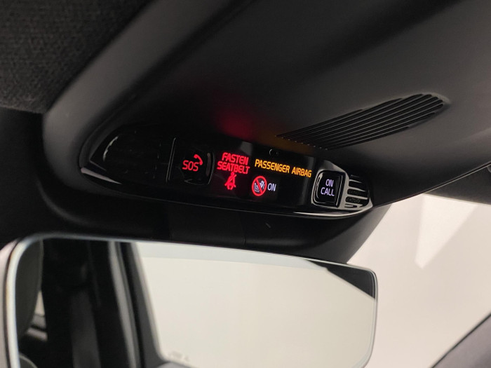 Volvo XC40 D4 AWD R-DESIGN AUT CZ 2.0 d