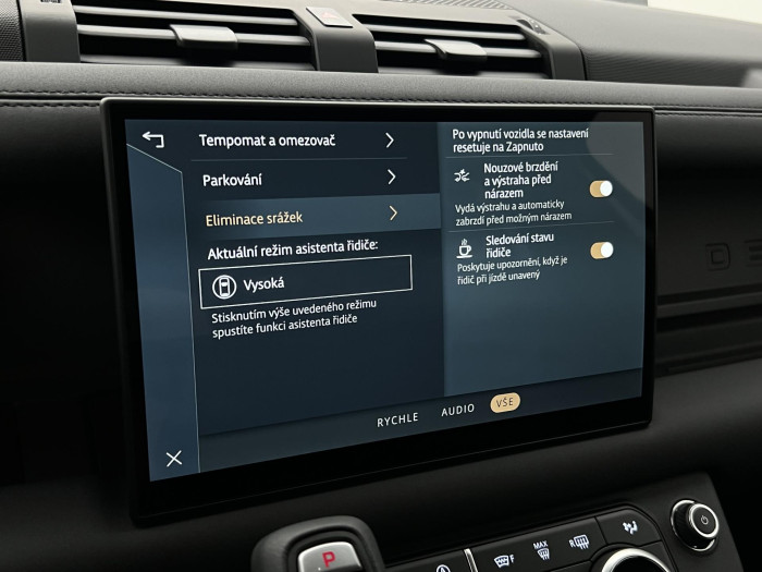 Land Rover Defender 110 D300 X-DYNAMIC SE AWD AUT 3.0 d Dynamic SE