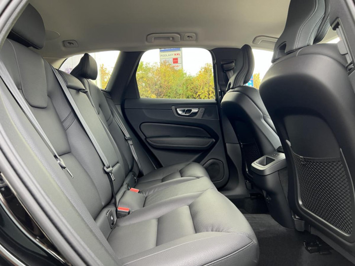 Volvo XC60 B4 AWD DARK PLUS Aut 1.maj. 2.0 Plus