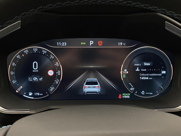 Lynk & Co 01 PHEV DCT AUT 1.maj.