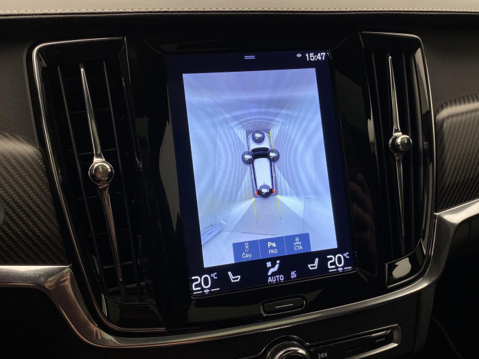 Volvo V90 D5 AWD R-DESIGN REZERVACE 2.0 d