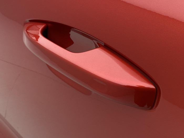 Volvo XC40 B3 DARK PLUS AUT CZ