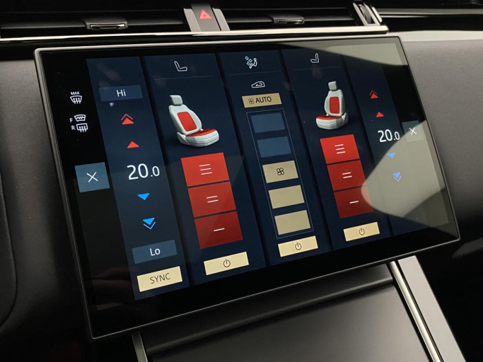 Land Rover Range Rover Velar REZERVACE!