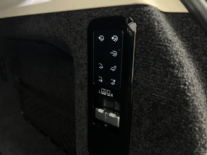 Land Rover Range Rover P550e AUTOBIOGRAPHY AWD AUT CZ