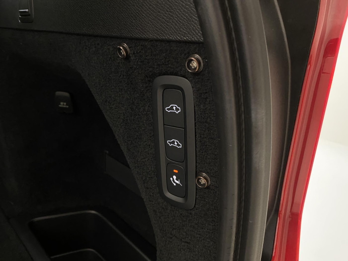 Volvo XC90 B6 AWD ULTIMATE DARK POLESTAR
