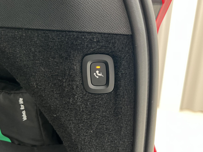 Volvo XC90 D5 AWD INSCRIPTION AUT CZ 2.0 d