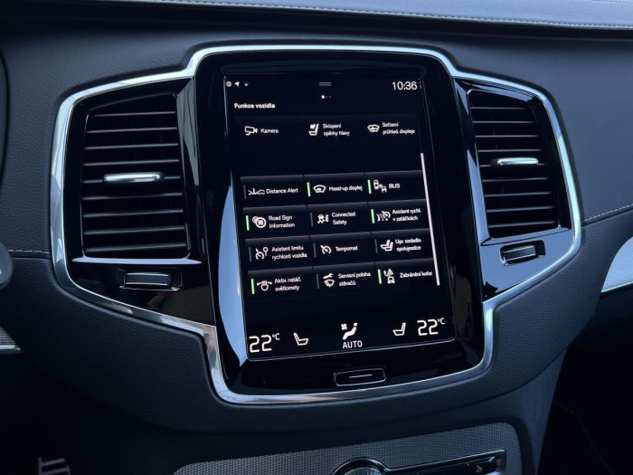 Volvo XC90 T8 AWD R-DESIGN 7MÍSTNÁ Aut