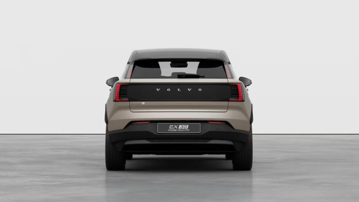 Volvo EX30 CROSS COUNTRY TWIN ULTRA